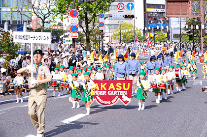 はかたどんたくマーチングパレード 園風景イメージ