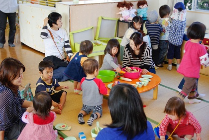 お子さんが夢中になる遊びがいっぱいです。 園風景イメージ